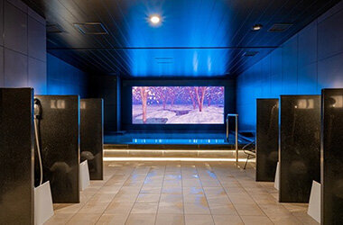 【福岡・ホテル×アート】大浴場で「ととのう」没入型デジタルアート体験。